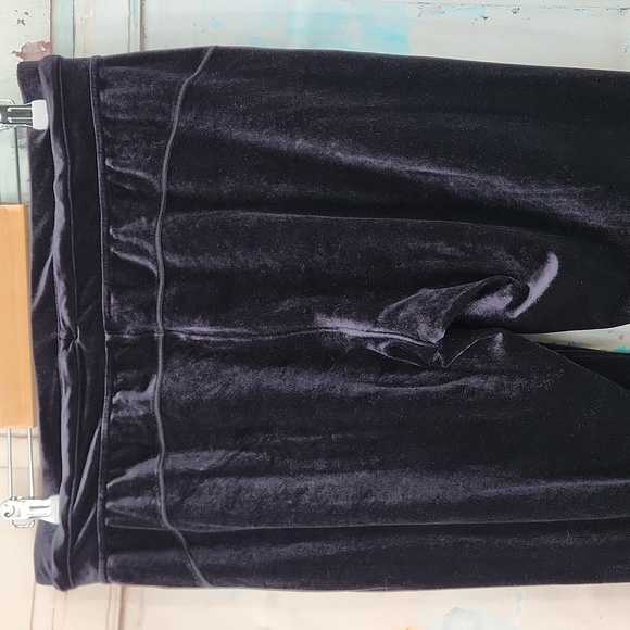 Lululemon | Ready to Crush Joggers in Midnight Blue - Picture 5 of 7